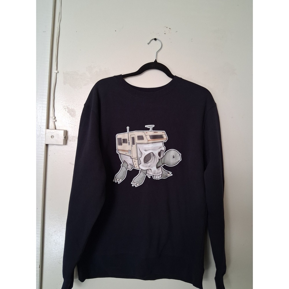 Upper Playground Mens Black Turtle Skull Camper Graphic Sweatshirt Size M